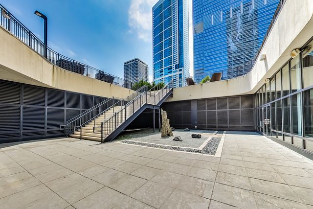 225 N Columbus Drive 6509, Chicago, IL 60601