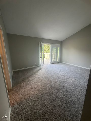 635 Cobblestone Road, Avon, IN 46123
