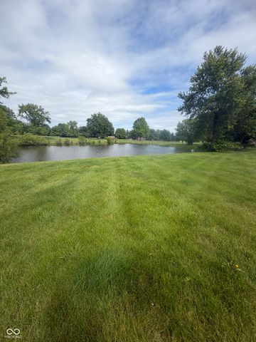 635 Cobblestone Road, Avon, IN 46123