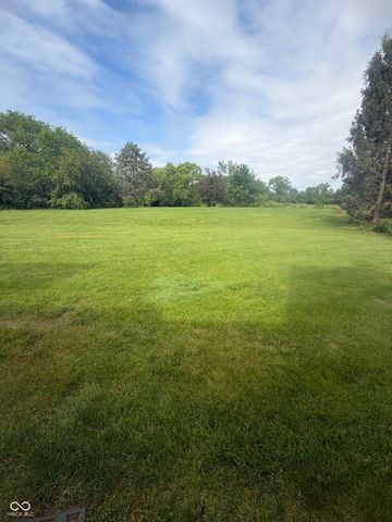635 Cobblestone Road, Avon, IN 46123
