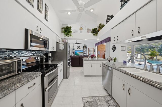 36 PINEHURST COURT, Rotonda West, FL 33947