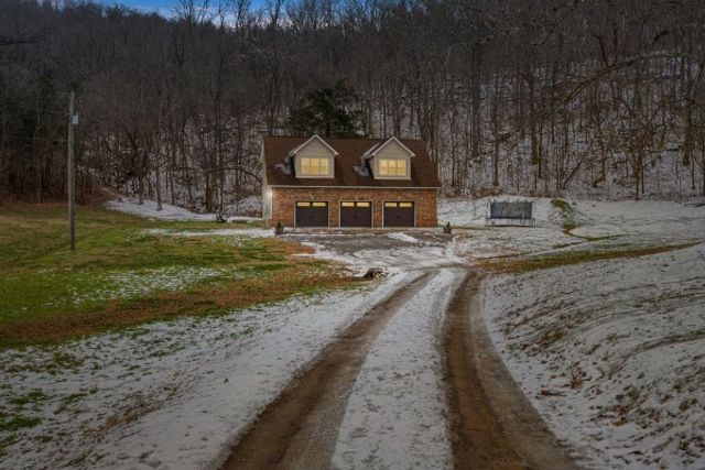 7401 Burks Hollow Rd, Christiana, TN 37037