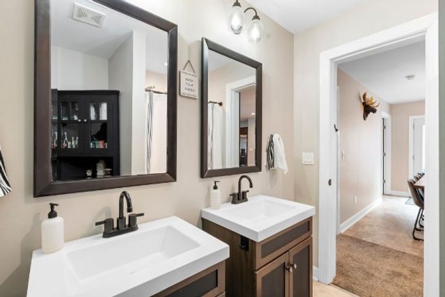 7401 Burks Hollow Rd, Christiana, TN 37037