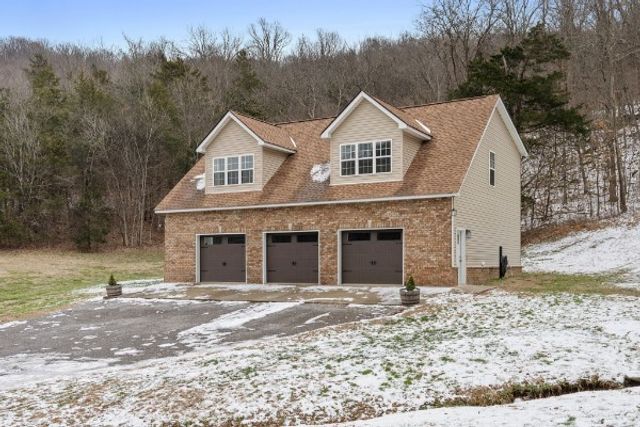 7401 Burks Hollow Rd, Christiana, TN 37037