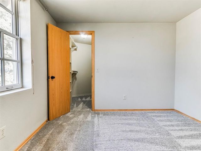 326 Atterberry Drive, Norman, OK 73071