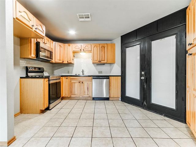 326 Atterberry Drive, Norman, OK 73071