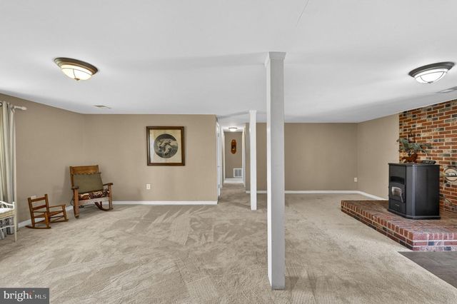 7074 GRAYS MILL RD, Warrenton, VA 20187