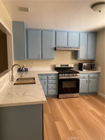 427 E. Mission Road 44, Alhambra, CA 91801