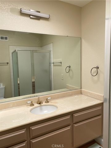 427 E. Mission Road 44, Alhambra, CA 91801