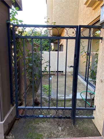 427 E. Mission Road 44, Alhambra, CA 91801