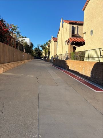 427 E. Mission Road 44, Alhambra, CA 91801