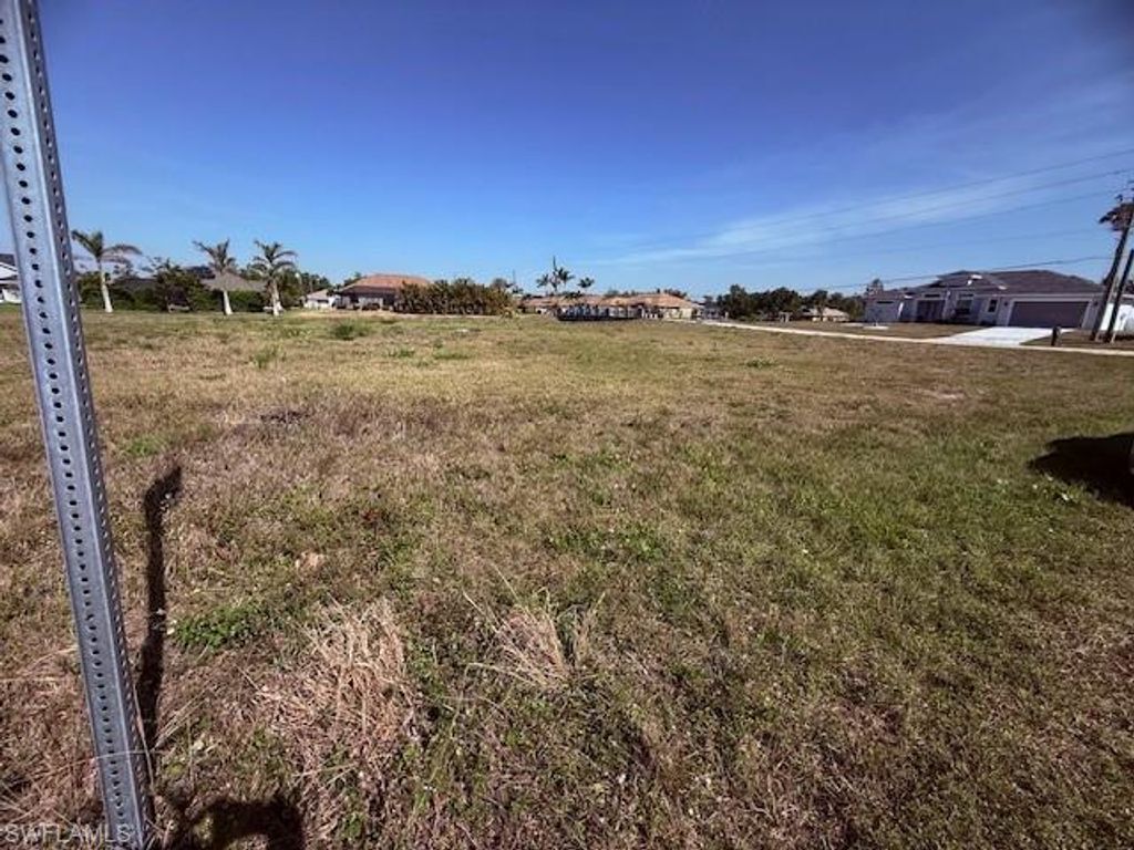 300 Broadmoor LN, ROTONDA WEST, FL 33947 — photo 5