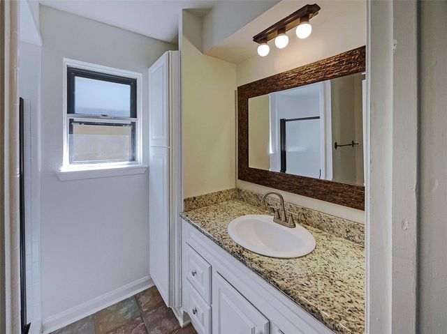 5108 Halbert Drive, Pearland, TX 77581