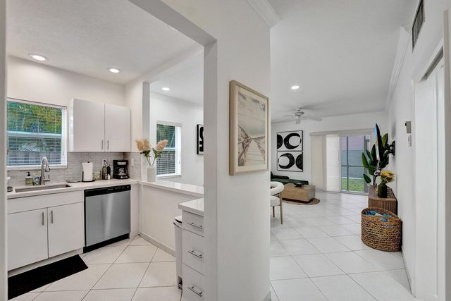 1450 N RIVERSIDE Drive 103, Pompano Beach, FL 33062