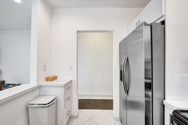 1450 N RIVERSIDE Drive 103, Pompano Beach, FL 33062