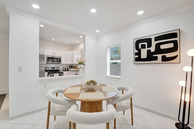 1450 N RIVERSIDE Drive 103, Pompano Beach, FL 33062