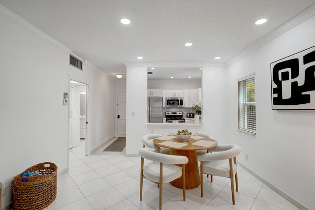 1450 N RIVERSIDE Drive 103, Pompano Beach, FL 33062