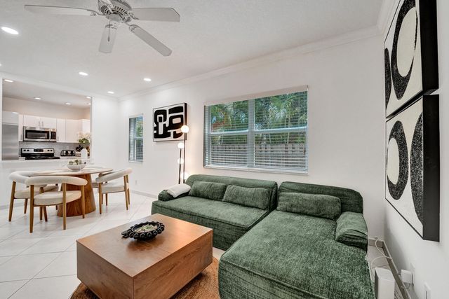 1450 N RIVERSIDE Drive 103, Pompano Beach, FL 33062