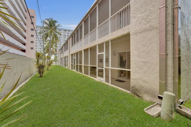1450 N RIVERSIDE Drive 103, Pompano Beach, FL 33062