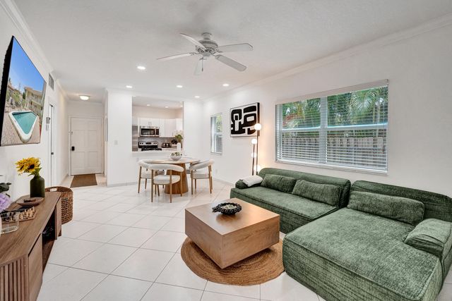 1450 N RIVERSIDE Drive 103, Pompano Beach, FL 33062