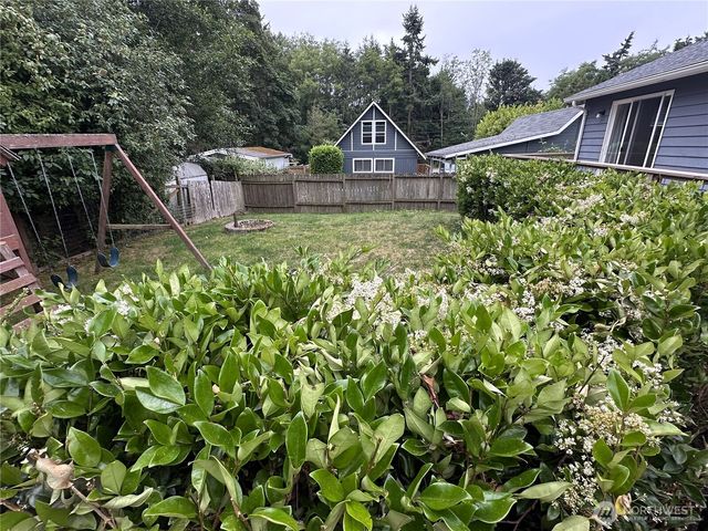 1226 Dewey Drive, Coupeville, WA 98239