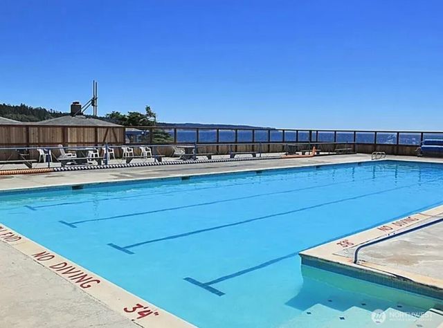 1226 Dewey Drive, Coupeville, WA 98239