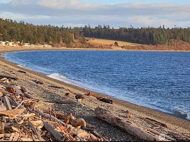 1226 Dewey Drive, Coupeville, WA 98239