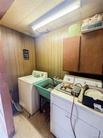 21034 Audrey Avenue, Warren, MI 48091