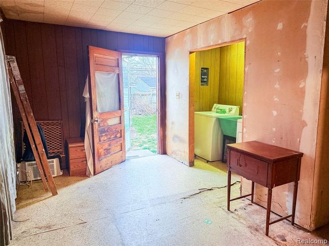 21034 Audrey Avenue, Warren, MI 48091