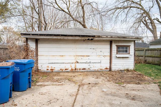 21034 Audrey Avenue, Warren, MI 48091