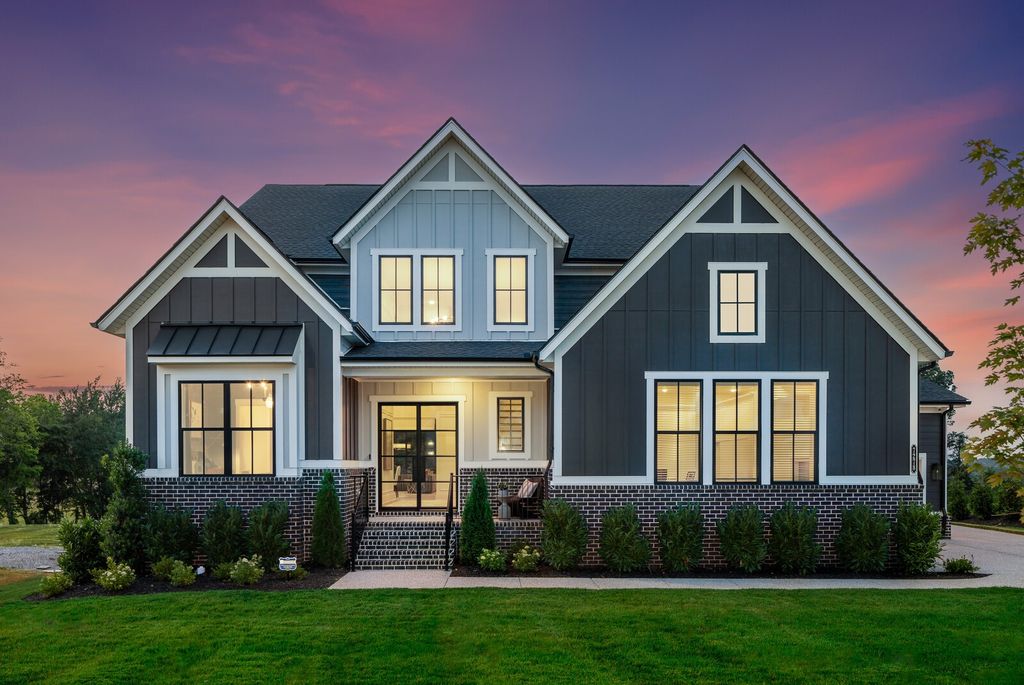 7287 Woodruff Dr, Fairview, TN 37062