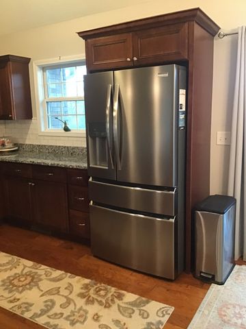 8960 New Chapel Rd, Springfield, TN 37172