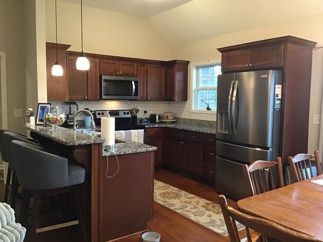 8960 New Chapel Rd, Springfield, TN 37172