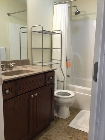 8960 New Chapel Rd, Springfield, TN 37172