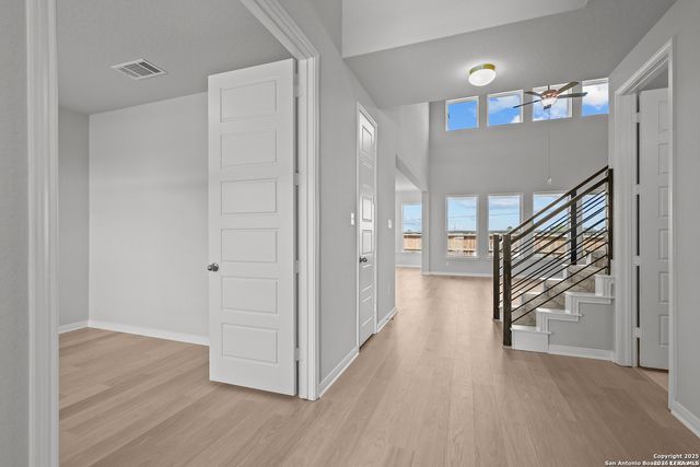 179 KATIE CT, Castroville, TX 78009