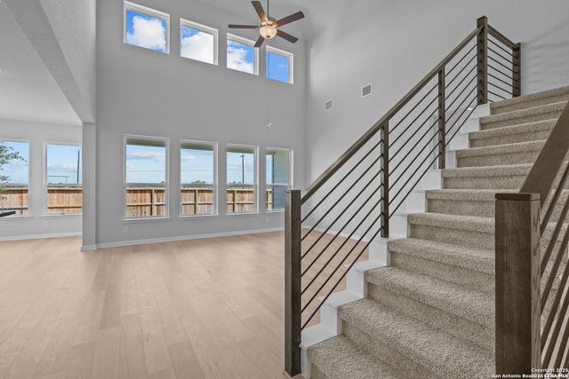 179 KATIE CT, Castroville, TX 78009
