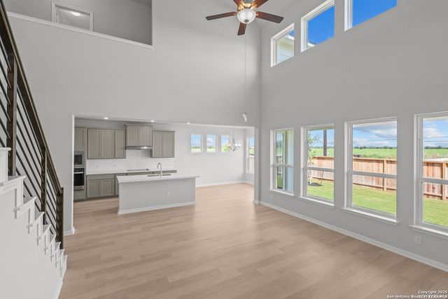 179 KATIE CT, Castroville, TX 78009