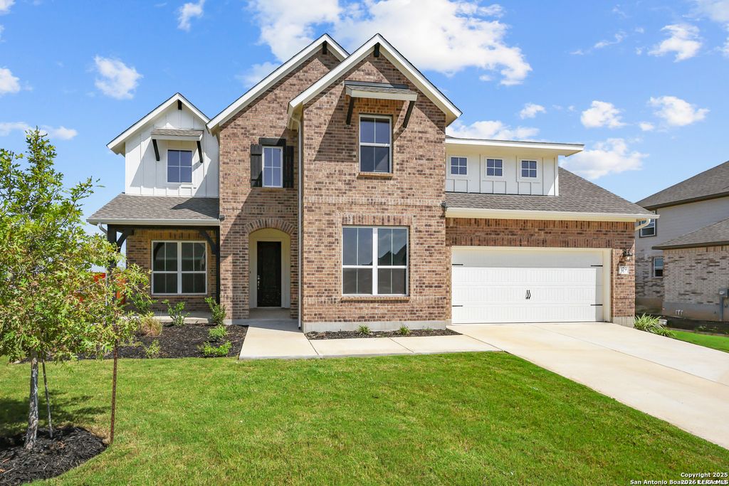 179 KATIE CT, Castroville, TX 78009