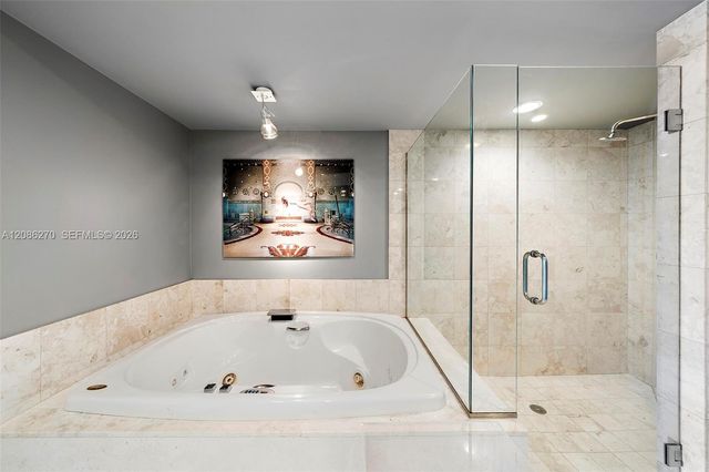 1331 Brickell Bay Drive 3705, Miami, FL 33131