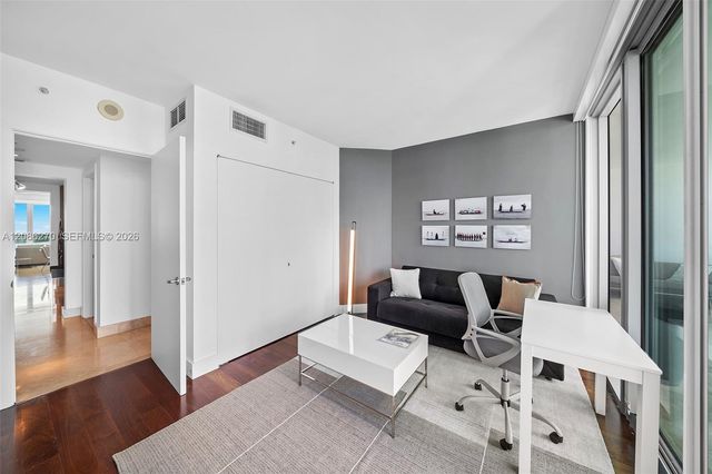 1331 Brickell Bay Drive 3705, Miami, FL 33131