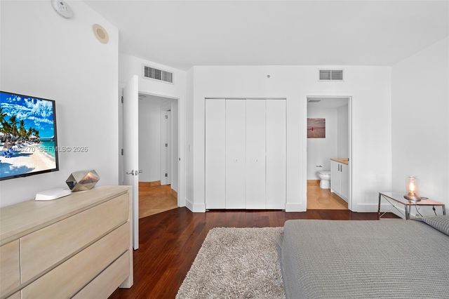1331 Brickell Bay Drive 3705, Miami, FL 33131