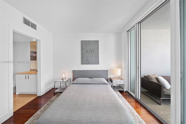 1331 Brickell Bay Drive 3705, Miami, FL 33131