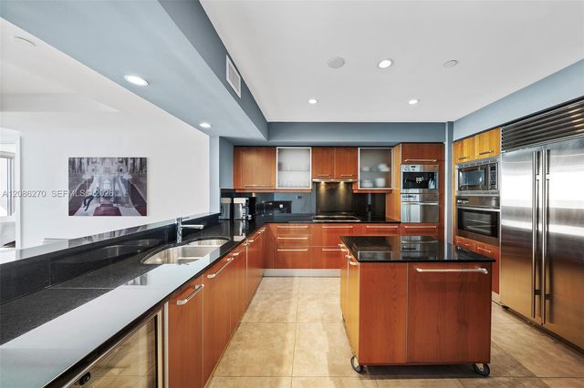 1331 Brickell Bay Drive 3705, Miami, FL 33131
