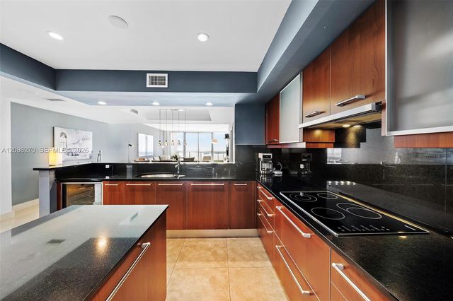 1331 Brickell Bay Drive 3705, Miami, FL 33131
