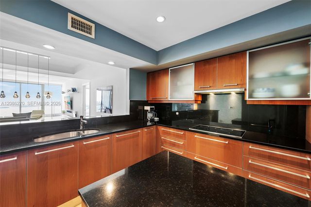1331 Brickell Bay Drive 3705, Miami, FL 33131
