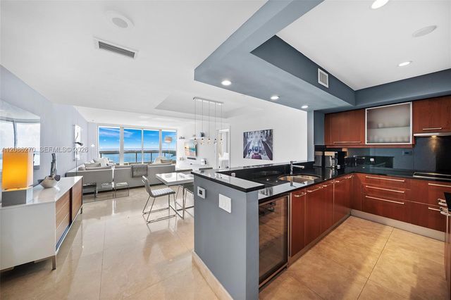1331 Brickell Bay Drive 3705, Miami, FL 33131