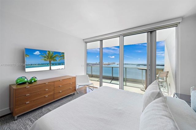 1331 Brickell Bay Drive 3705, Miami, FL 33131