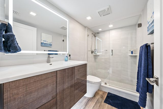 2201 Marina Isle Way, Jupiter, FL 33477