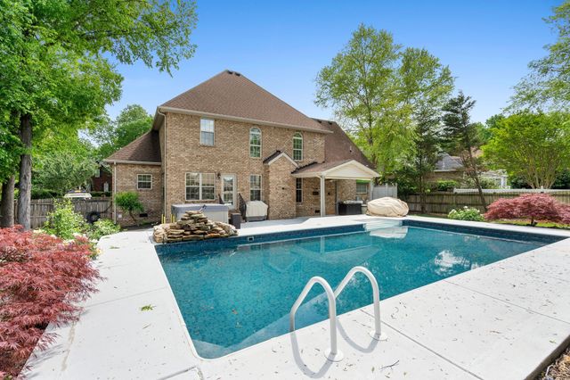 4723 Garcia Blvd, Murfreesboro, TN 37128