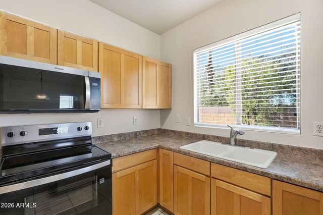 11179 W ALMERIA Road, Avondale, AZ 85392